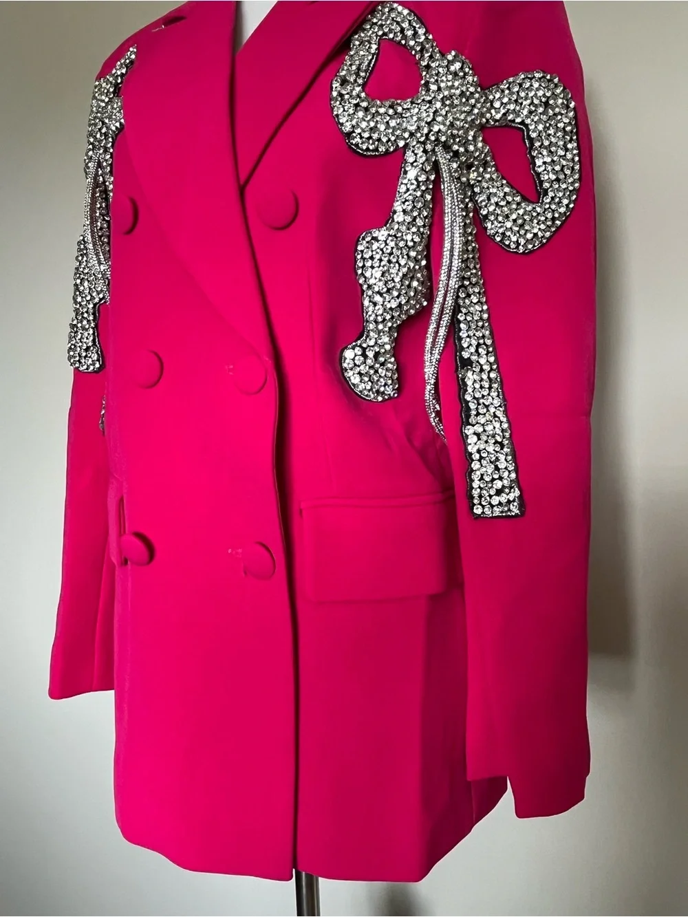NWT Beulah Style Hot Pink Embellished Bow Jacket/Blazer Size Medium - Picture 3 of 16